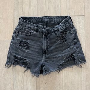 American Eagle High Waisted Jean Shorts 🖤